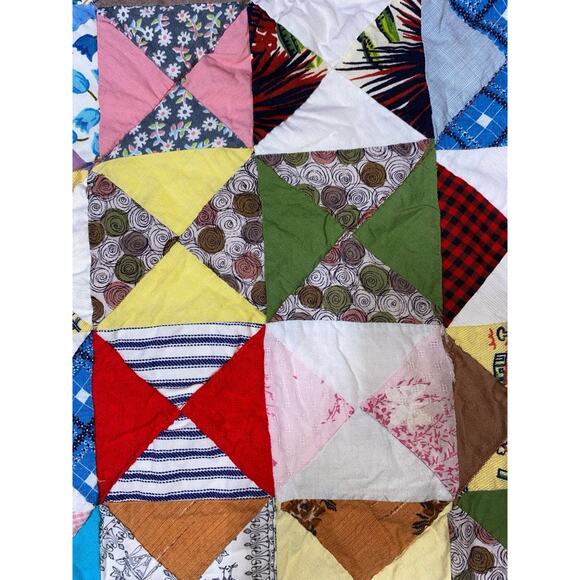 Patchwork Quilted Reversible Coverlet Handmade Large 50”X70” Perfect Throw Size - Picture 4 of 10